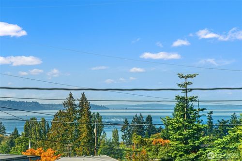 1026 Glen St, Edmonds, WA, 98020-2948 | Card Image