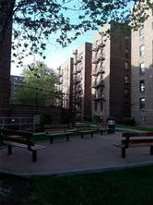 1k-3021 Avenue Z, Brooklyn, NY, 11235-1337 | Card Image