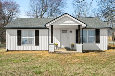 5704 Fred Perry Rd, House other with 2 bedrooms, 1 bathrooms and null parking in Springfield TN | Image 1