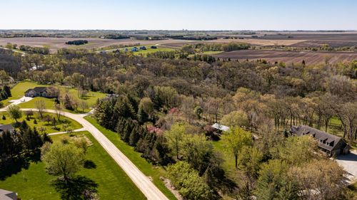 606 Street, Dodge Center, MN, 55927 | Card Image