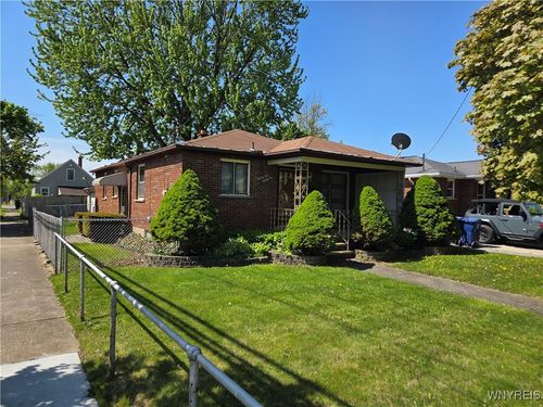 2595 Jerauld Ave, Niagara Falls, NY, 14305-3241 | Card Image