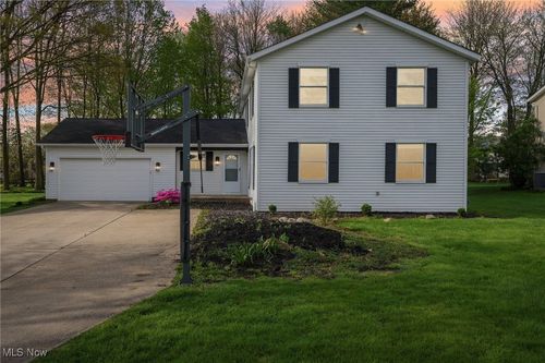 31650 Birch Cir, Solon, OH, 44139-1634 | Card Image