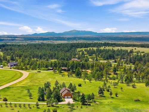 2219 Meadow Green Cir, Franktown, CO, 80116-9487 | Card Image