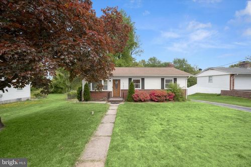 7403 Locust Dr, HANOVER, MD, 21076-1518 | Card Image