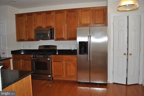 13652 Venturi Ln, Oak Hill, VA, 20171-6116 | Card Image