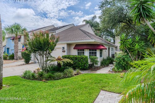 335 Sunrise Cir, Neptune Beach, FL, 32266-3221 | Card Image