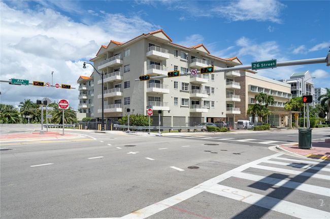 APT-308 - 2600 Collins Ave, Condo with 2 bedrooms, 4 bathrooms and null parking in Miami Beach FL | Image 33