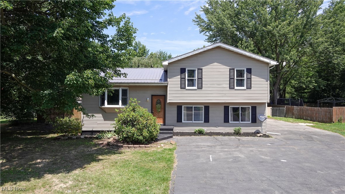 Griffith Dr, Cortland, OH 44410