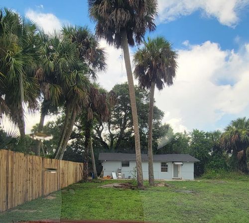 rear-house-5728 St Lucie Boulevard, Fort Pierce, FL, 34950 | Card Image