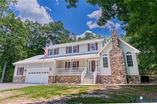 3 Congress Cv, Ruther Glen, VA, 22546-5211 | Card Image