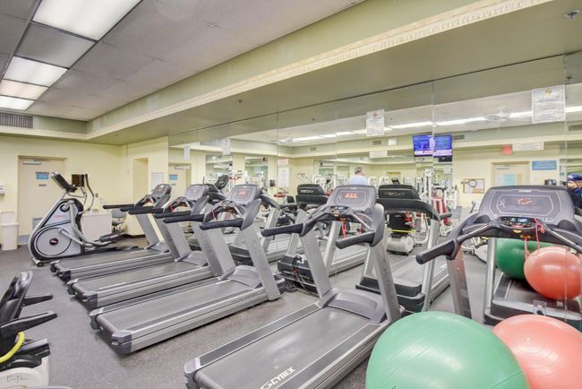 9675 Crescent View Dr N, Condo with 3 bedrooms, 2 bathrooms and null parking in Boynton Beach FL | Image 46