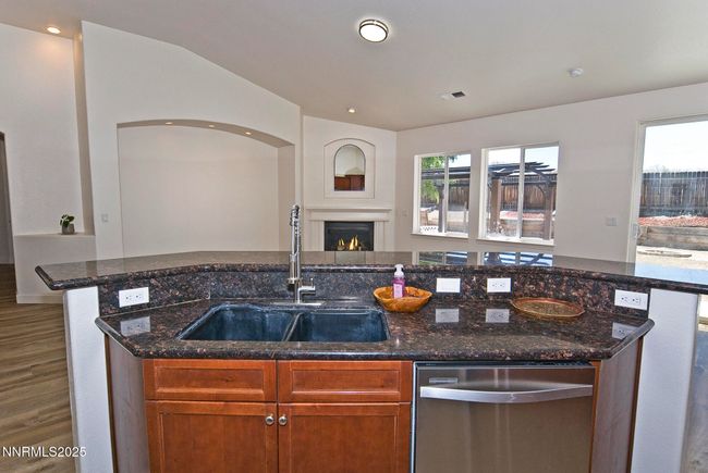 2827 S Fork Rd, House other with 3 bedrooms, 2 bathrooms and 3 parking in Fernley NV | Image 12
