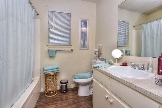 Unit A Full Bath | Image 19