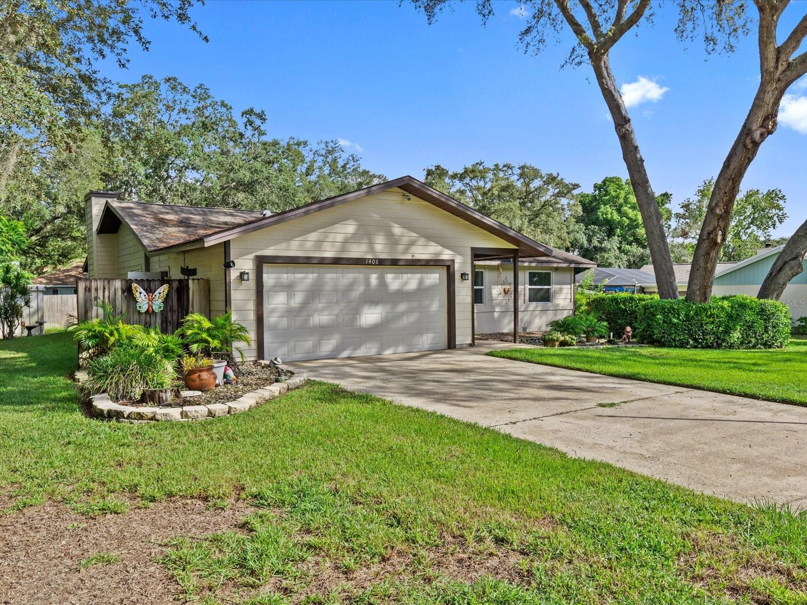 Vermont Ave, Tarpon Springs, FL 34689