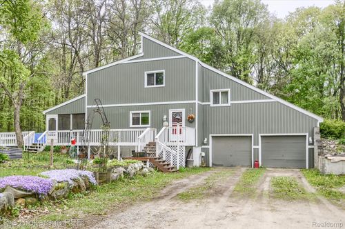 12445 Shaffer Rd, Davisburg, MI, 48350-3715 | Card Image