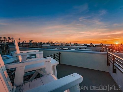 3-1558 Vista Del Mar Way, Oceanside, CA, 92054 | Card Image