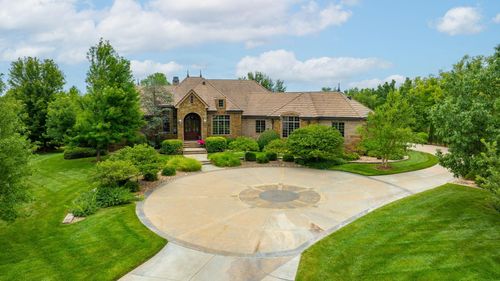 211 Cedar Ridge Ct, Andover, KS, 67002-8861 | Card Image