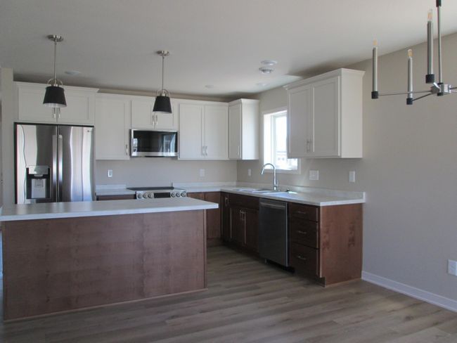 426 Fawn Run, Townhouse with 2 bedrooms, 2 bathrooms and null parking in Kenyon MN | Image 4