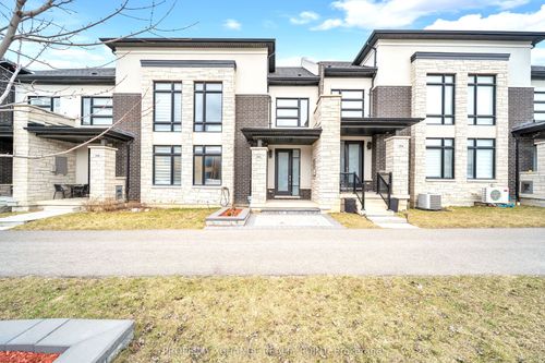 202 Coronation Rd, Whitby, ON, L1P0H7 | Card Image