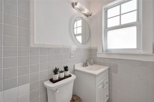 APT-202 - 536 14 Th St, Condo with 2 bedrooms, 2 bathrooms and null parking in Miami Beach FL | Image 23