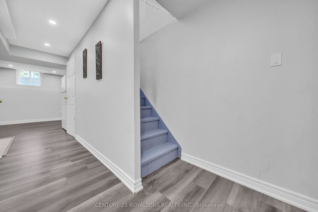 19 Palmer Dr, House other with 4 bedrooms, 3 bathrooms and 4 parking in Ajax ON | Image 34