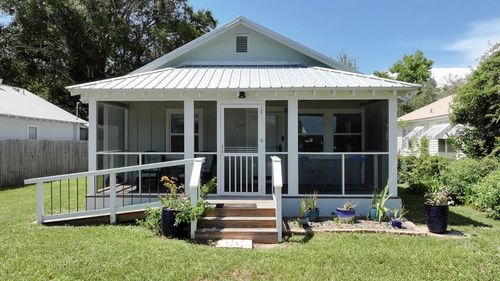 509 8th St, Port St. Joe, FL, 32456-1715 | Card Image