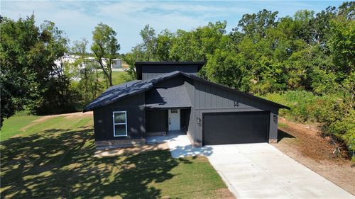 14 Dugan Cir, Bella Vista, AR, 72715-6052 | Card Image