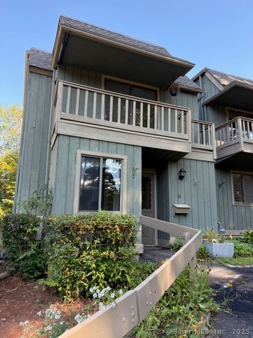 8-8 Village Rd, Southington, CT, 06489-3446 | Card Image