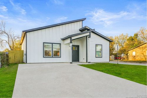 202 Bundy, San Antonio, TX, 78220-1305 | Card Image