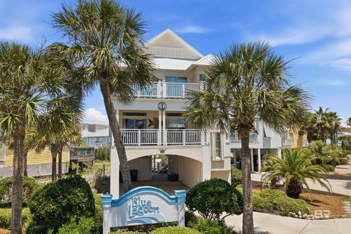 101 Blue Lagoon Dr, Gulf Shores, AL, 36542-6137 | Card Image