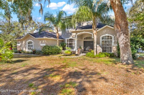 5123 Shorewood Dr, DADE CITY, FL, 33523-8890 | Card Image