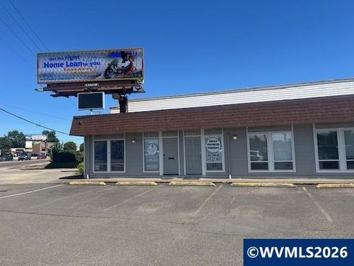 5044 Commercial St Se, Salem, OR, 97306-1022 | Card Image