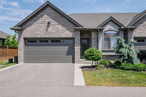 15 Winterberry Lane, Waterford, ON, N0E1Y0 | Card Image