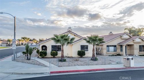 2715 W Fruitvale, Hemet, CA, 92545 | Card Image