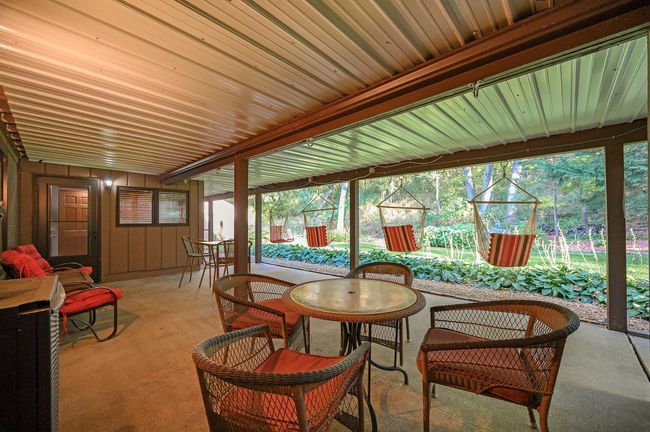 613 Chateau Cir, House other with 5 bedrooms, 3 bathrooms and null parking in Burnsville MN | Image 61