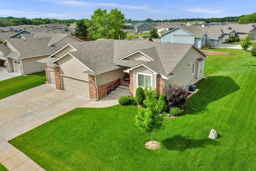 4939 N Marblefalls St, Wichita, KS, 67219-3001 | Card Image