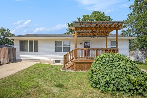 815 Vera Cruz St, Jackson, MI, 49203-6011 | Card Image