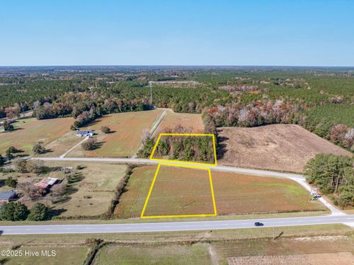 000 Us Highway 17, Pollocksville, NC, 28573 | Card Image