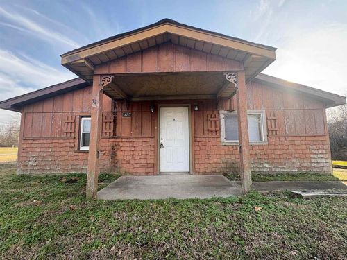 3657 Dillinger Rd, Carbondale, IL, 62901-7153 | Card Image