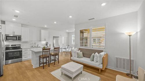 302-6123 Valentina Way, Eastvale, CA, 92880 | Card Image