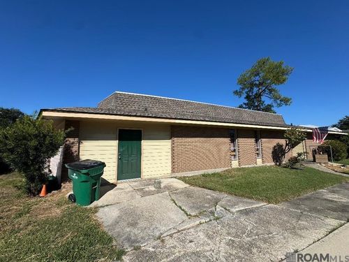 6009 Irving St, Metairie, LA, 70003-2852 | Card Image