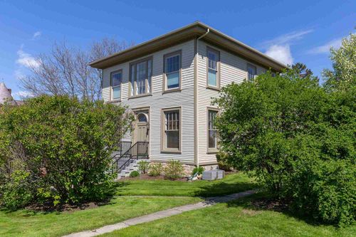 5-300 Main St, Burlington, VT, 05401-8370 | Card Image