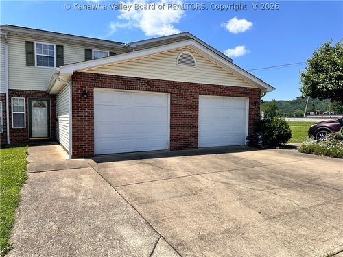 909 4th Ave, Saint Albans, WV, 25177-2977 | Card Image
