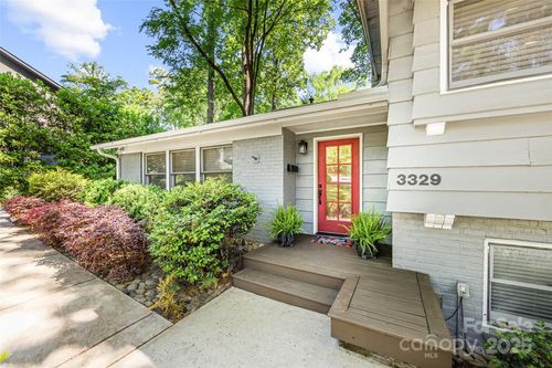 3329 Winnipeg Cir, Charlotte, NC, 28210-6411 | Card Image