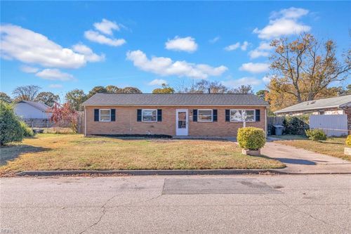 635 Kings View Ct, Hampton, VA, 23669-1636 | Card Image