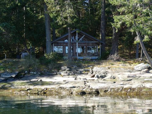 {{alt}} | Card Image