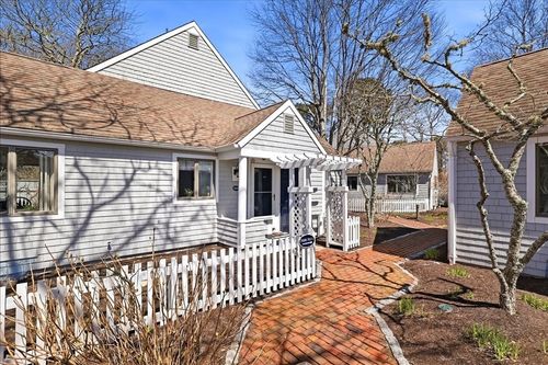 unit-7027-100 Mid Iron Way, Mashpee, MA, 02649-4649 | Card Image