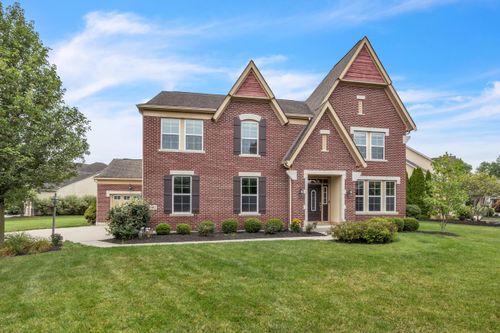 8062 Millway Loop, Powell, OH, 43065-7391 | Card Image