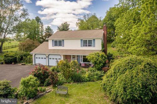 458 Rolling Hills Rd, OTTSVILLE, PA, 18942-9569 | Card Image