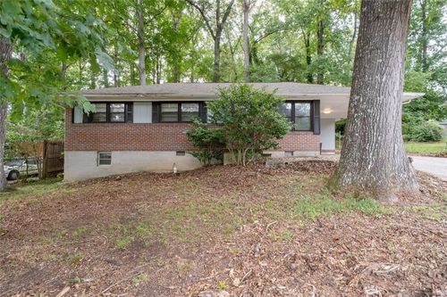 4642 Bartlett Rd, Forest Park, GA, 30297-1918 | Card Image